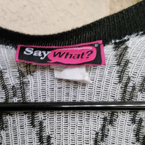 💥5/$10💥🦋Say What cardigan - Picture 4 of 5